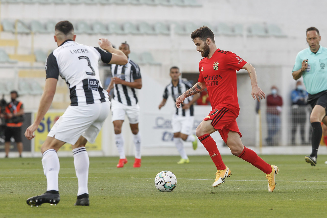 LIGA NOS: O Benfica vence o Portimonense, por 5-1